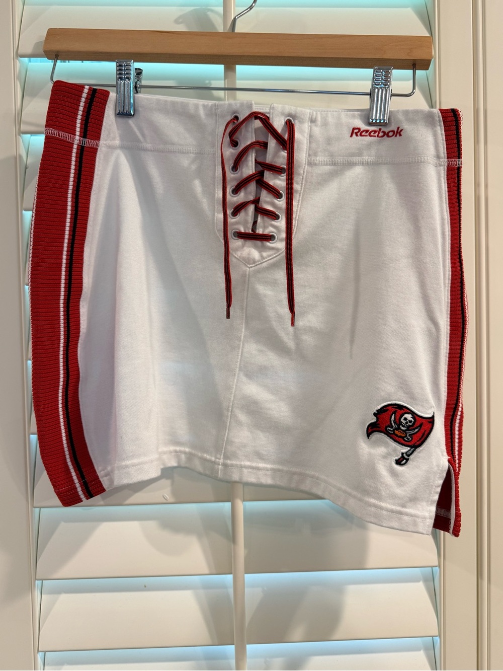Reebok White & Red Lace-Up Athletic Skirt with Team Patch